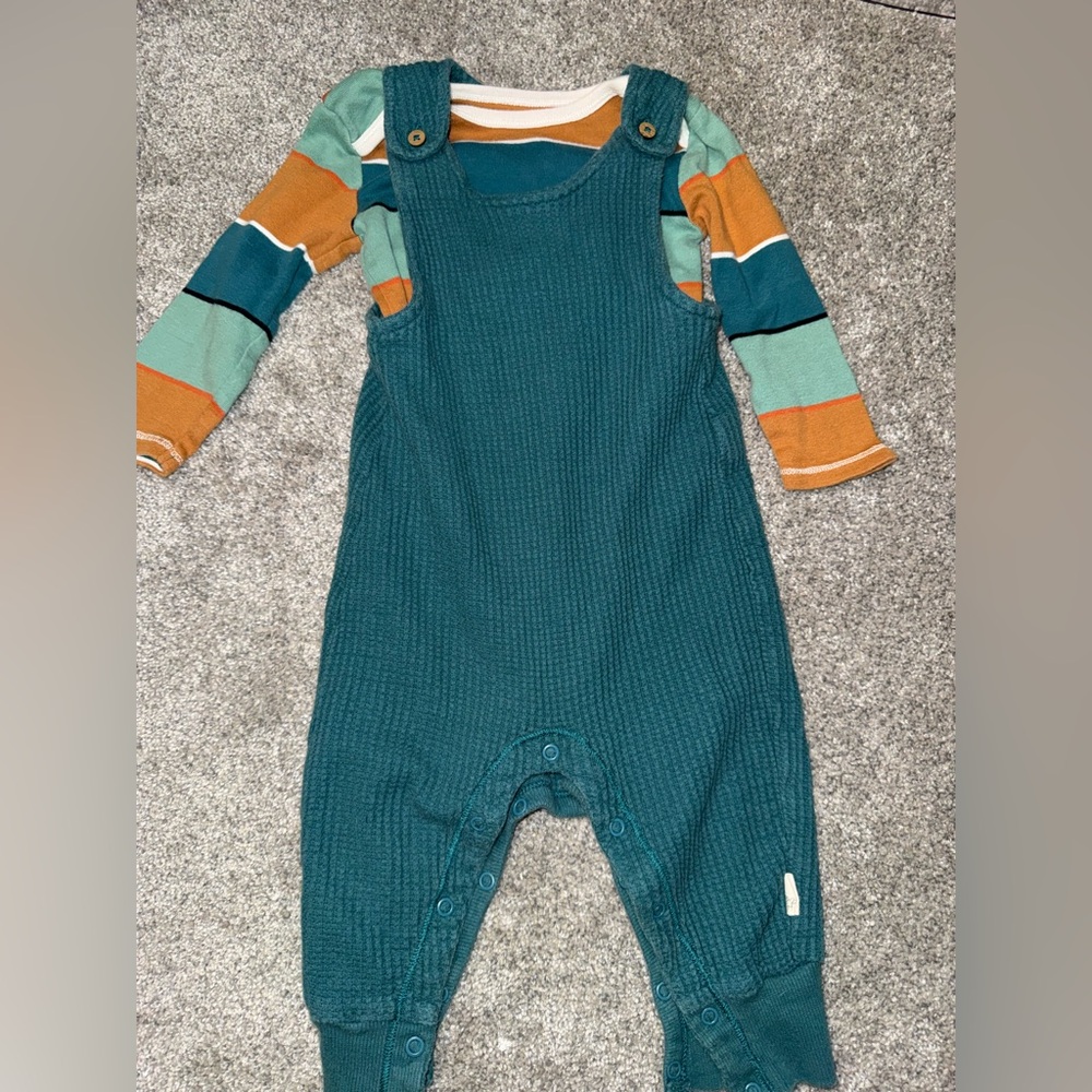 Burt’s Bee’s Baby - 6-9m - waffle overalls with long sleeve onesie